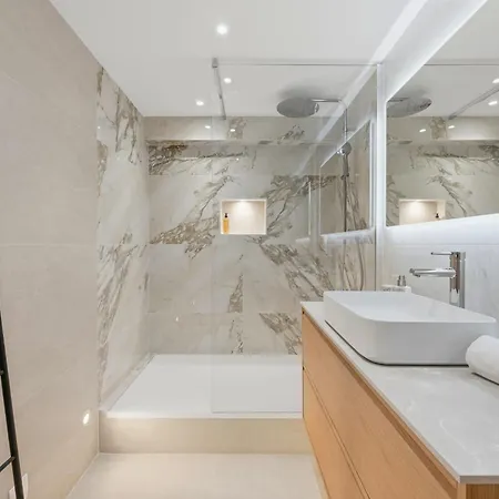 Apartamento Le Parisien Charming & 150m From St-roch Station - 4 Pers Montpellier